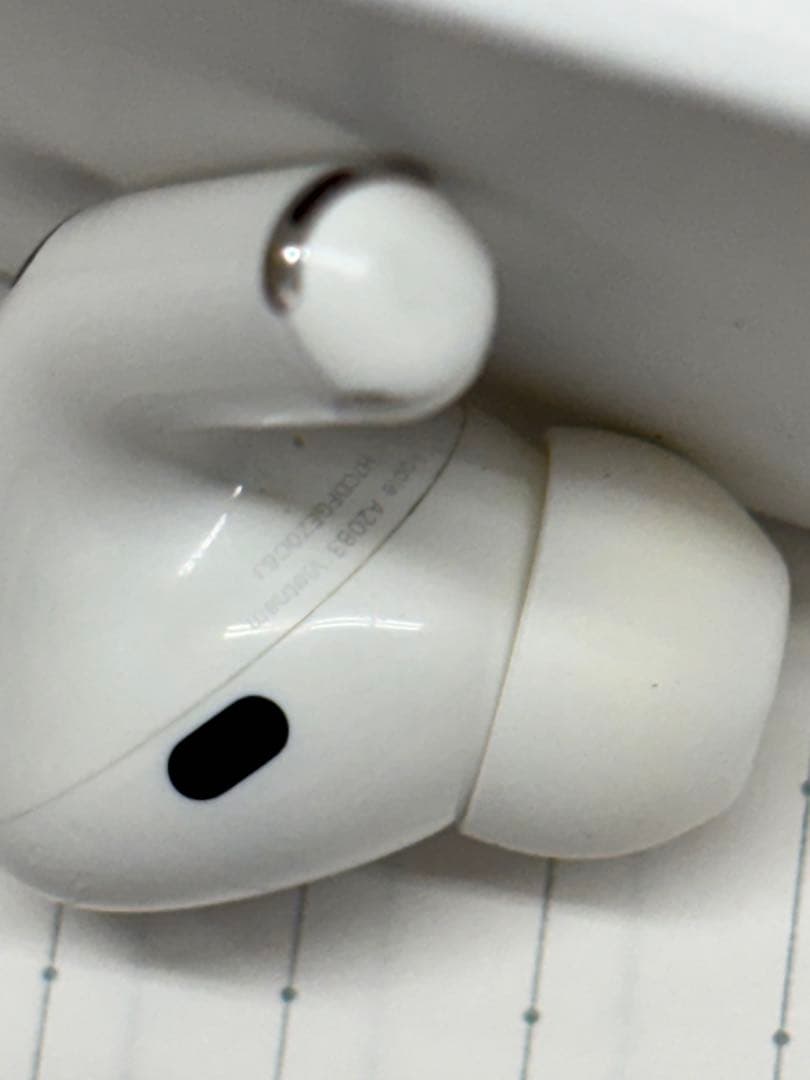 AirPods pro2 本体 ホワイト 充電ケース付き