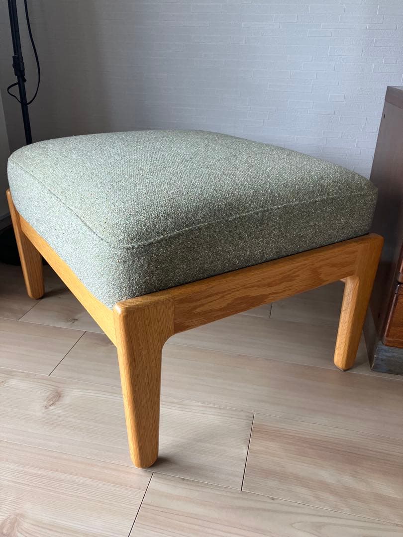 unico VISKA グリーンオットマン