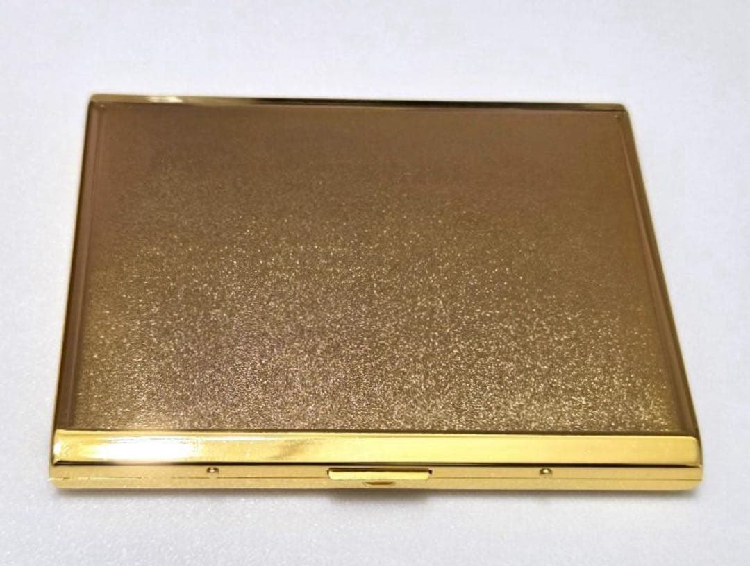 〈正規品〉イヴ・サンローラン名刺入れ カードケース ゴールド ブラック