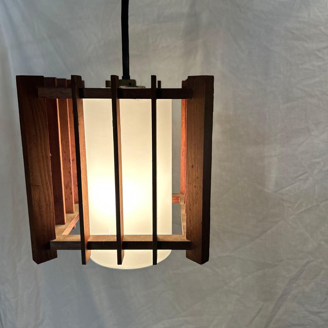 ヴィンテージ　北欧　昭和レトロモダンライト　乳白ガラス木製フレーム　電球付き