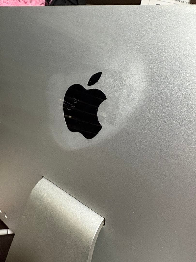 Apple LED Cinema Display 24インチ