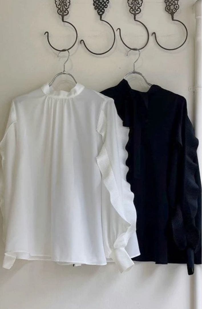 1月2日限定anana 袖プリーツデザインジョーゼット２WAYブラウス ブラック