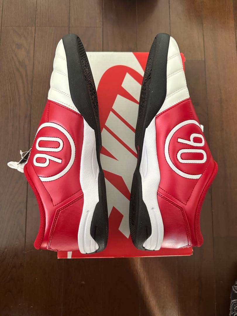【未使用】NIKE TOTAL 90 ナイキフットサルシューズ　27.5センチ