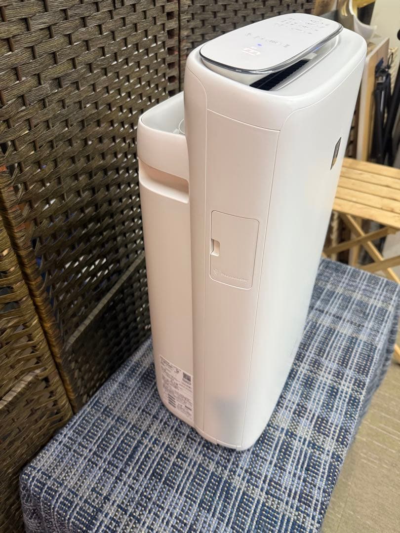 【超美品】SHARP 加湿空気清浄機　KI-NS50-W プラズマクラスター