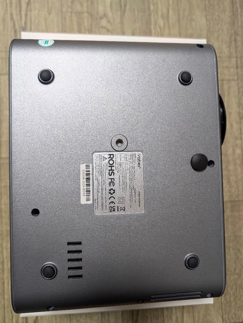 Yaber Pro V9 プロジェクター 本体 収納バッグ付き