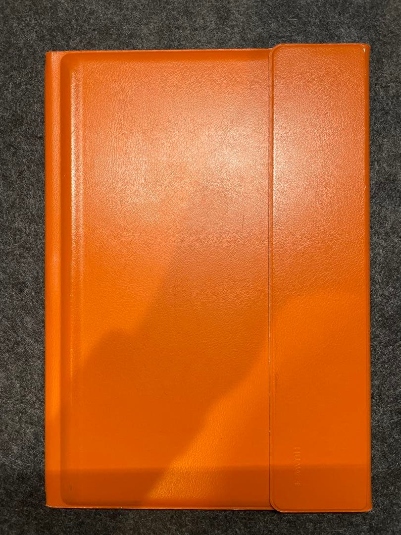 Huawei MateBook M5 8GBモデル（タッチ不可）