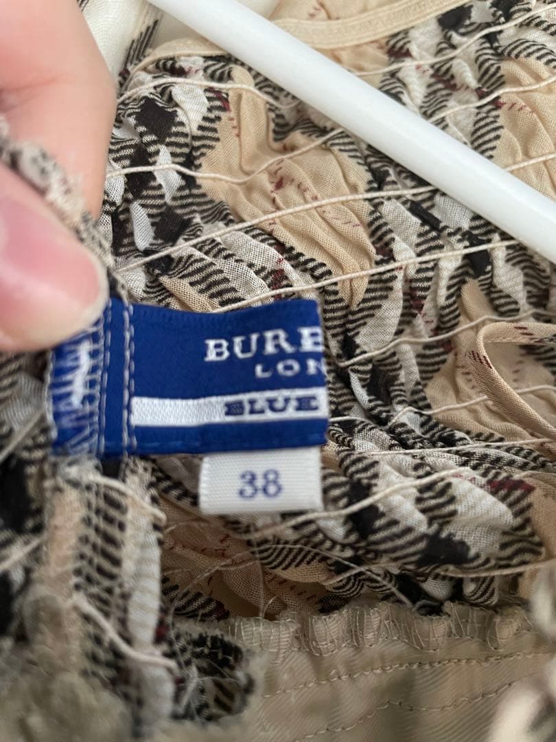 希少バーバリーブルーレーベルキャミソール　バーバリーノヴチェックy2kリバイバル