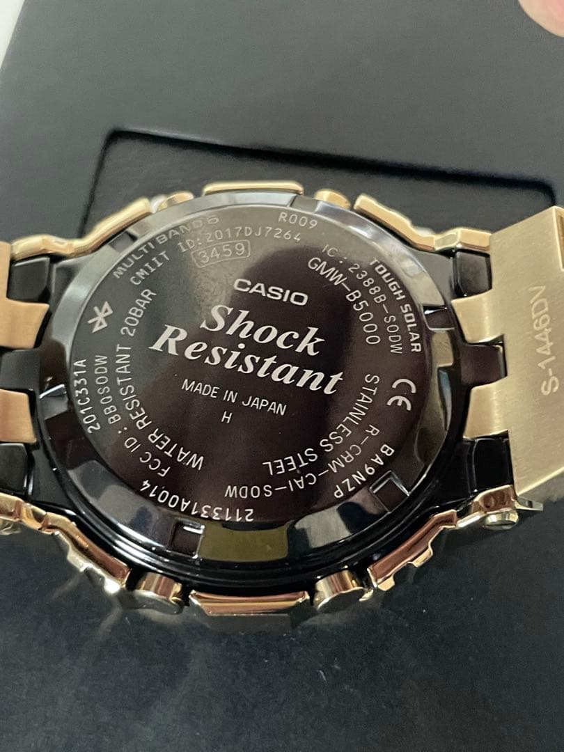 ア*ル様 <美品>G-SHOCKカシオ フルメタル GMW-B5000GD-1J