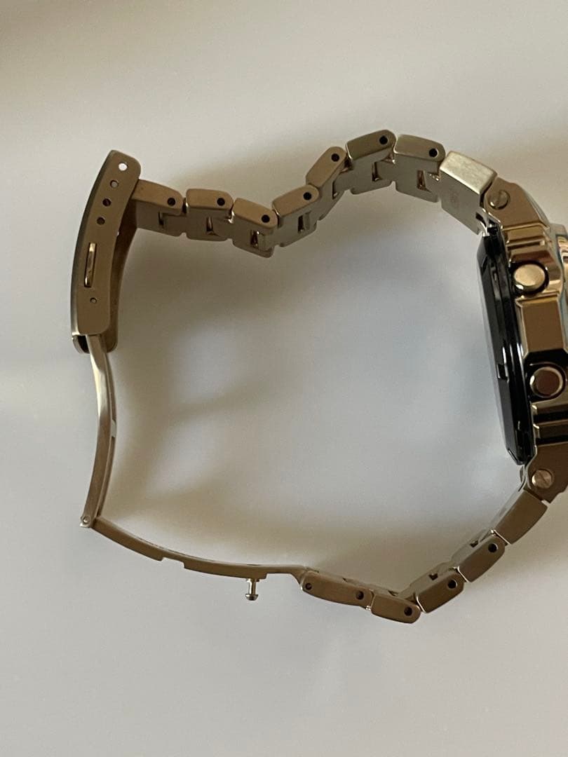 ア*ル様 <美品>G-SHOCKカシオ フルメタル GMW-B5000GD-1J