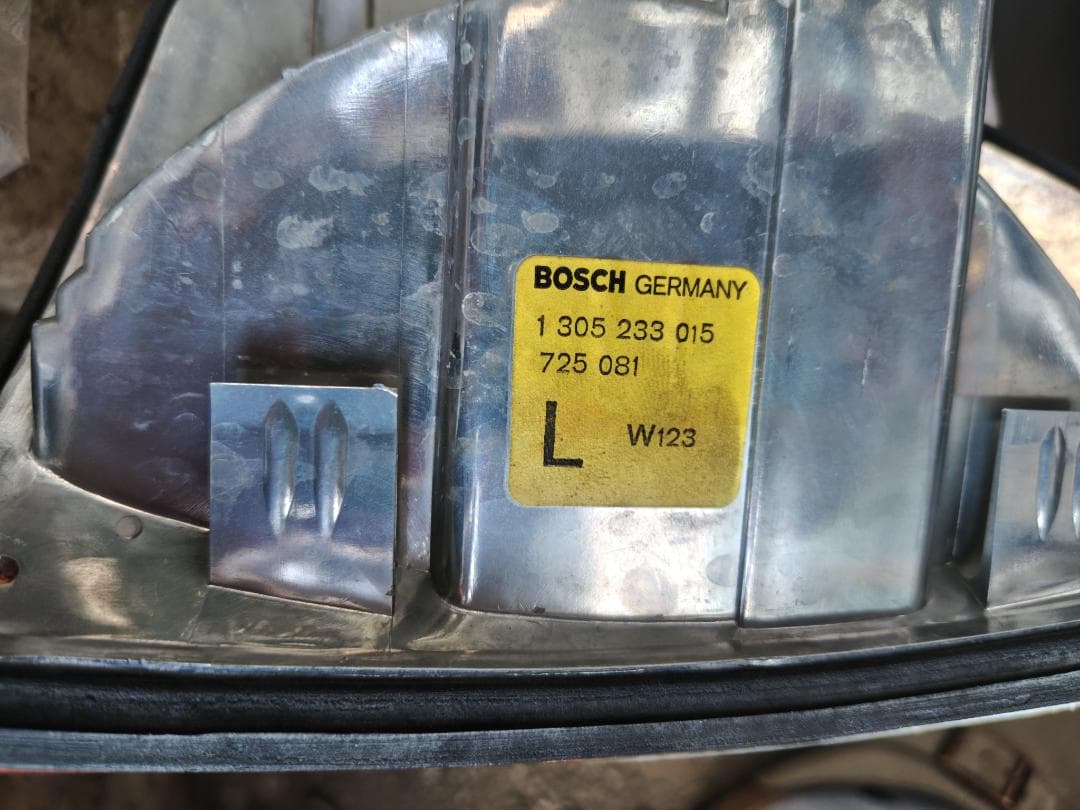 「希少」W123ベンツ　ヘッドライト