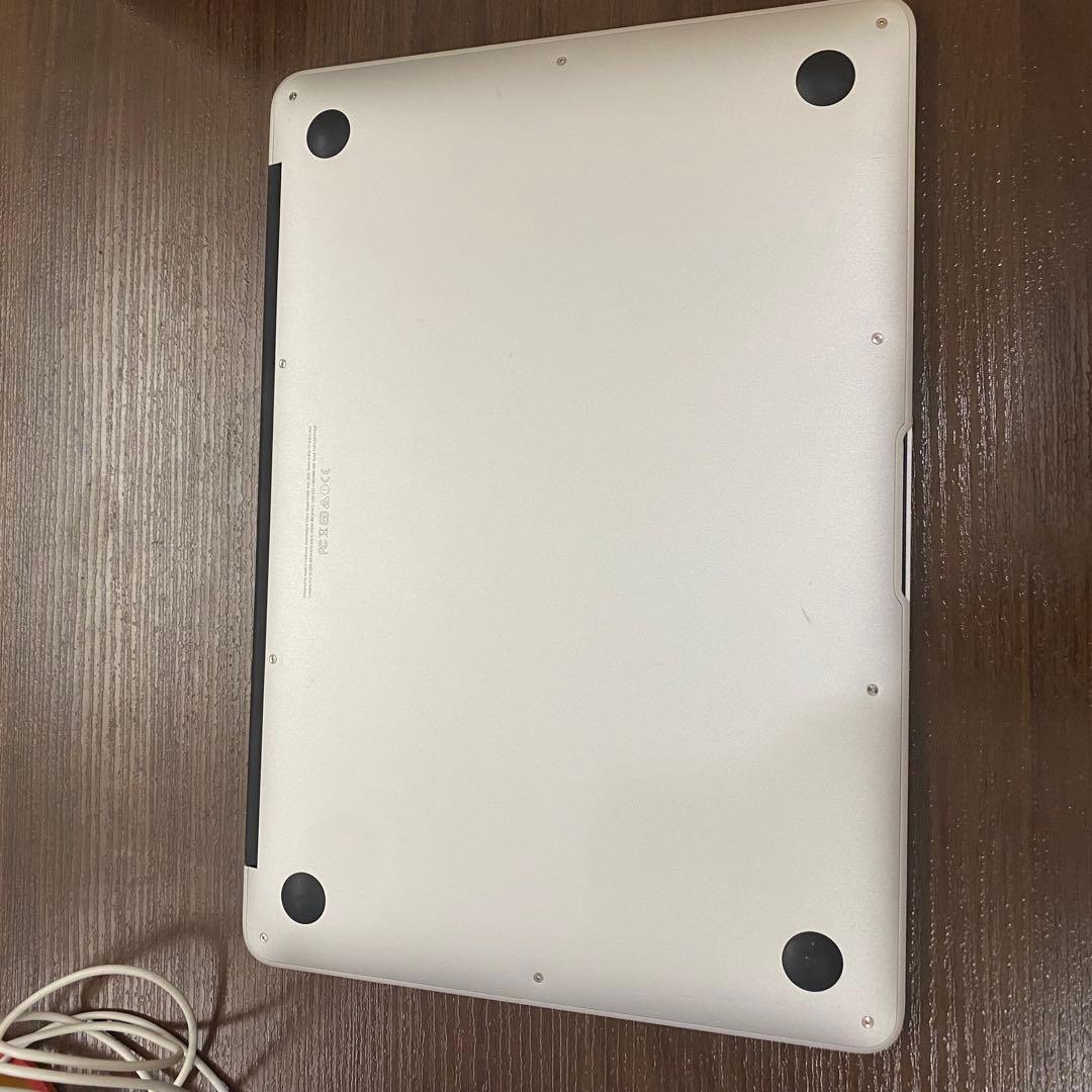 MacBook Air本体　13インチ 日本語配列　付属品あり　箱付き　動作良好