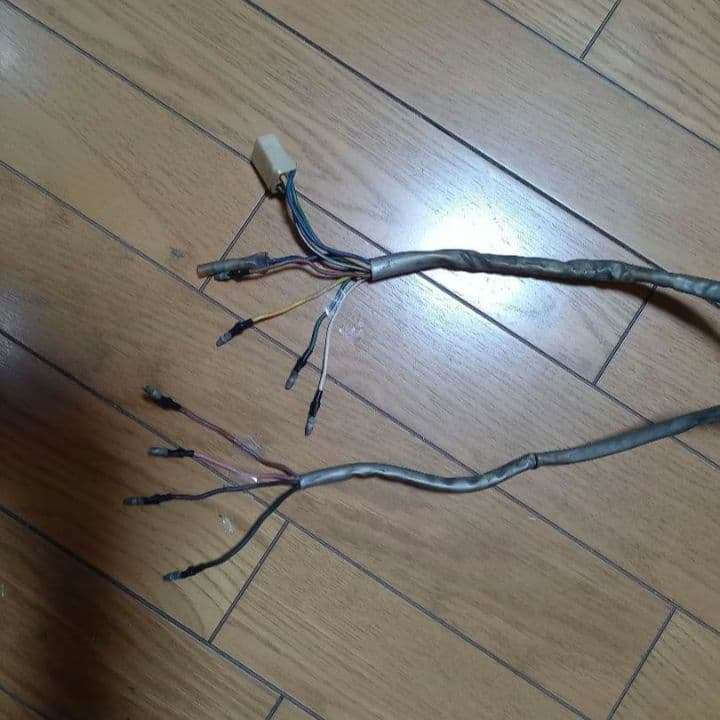 【Teru品】オイルタンク、フロントウィンカー、ウインカースイッチなど5点