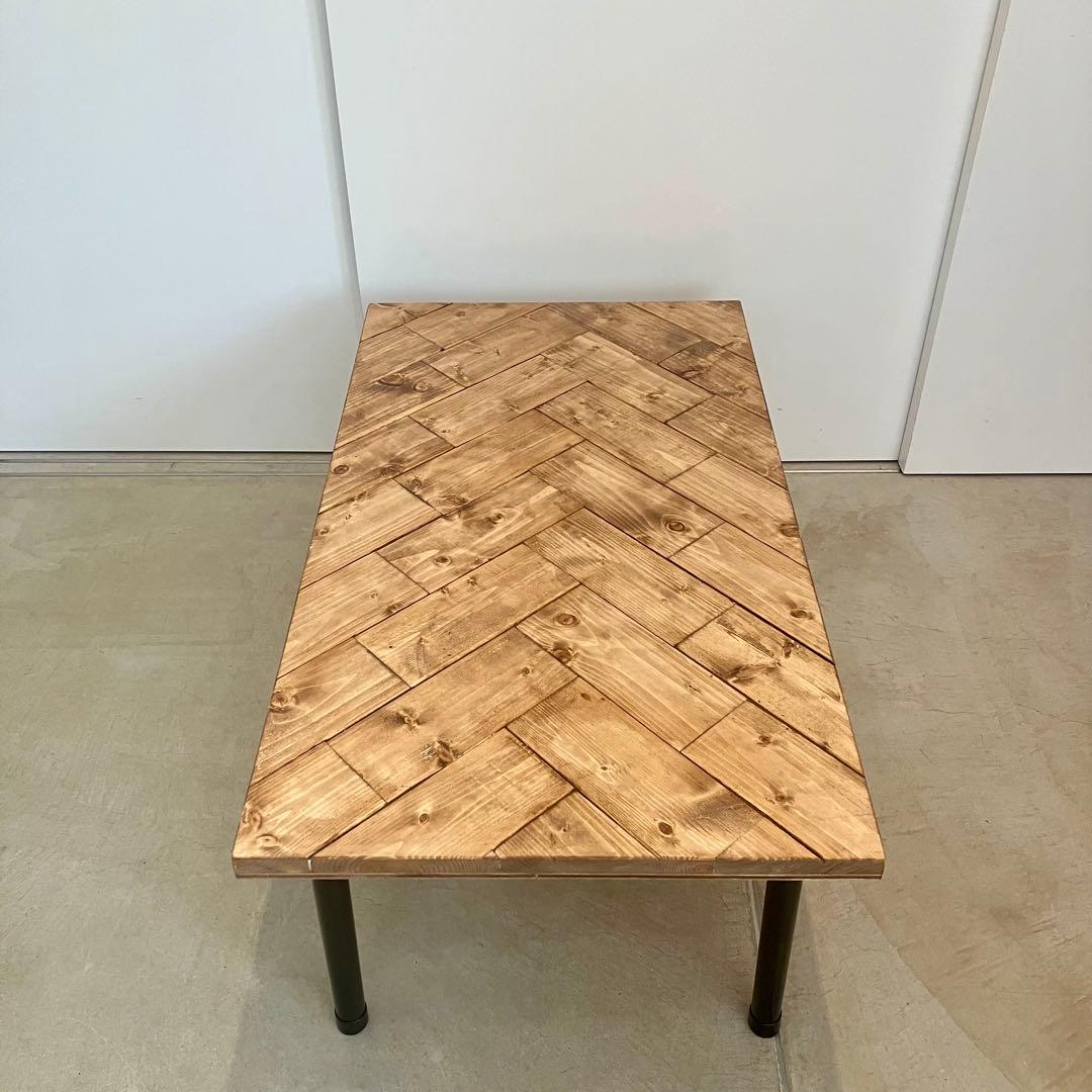 ヘリンボーンの折りたたみテーブル【ハンドメイド家具】