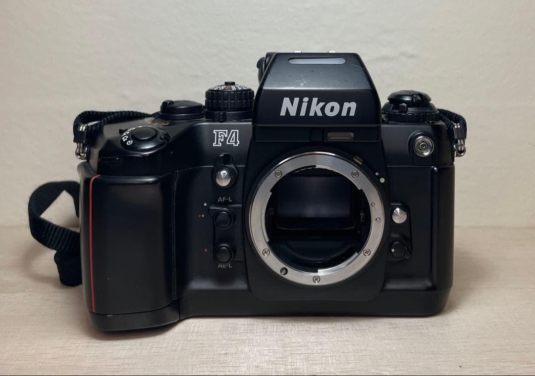 Nikon F4 35-70mm 1:3.3-4.5 ニコン フィルムカメラ