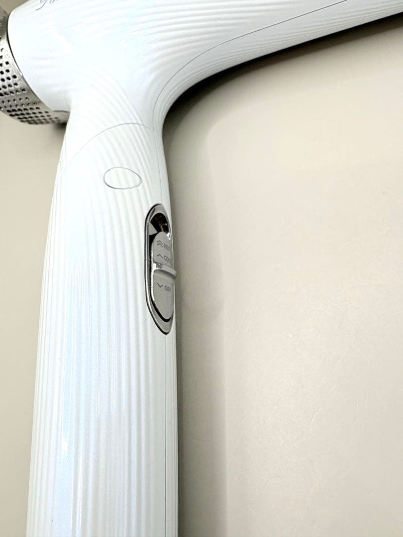 【2024年製】 リファ ドライヤー スマート RE-AN-02A 483