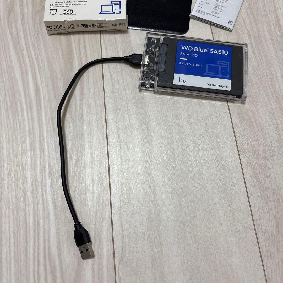 WD Blue SA510 1TB SATA SSD 2.5インチ　ケース付き