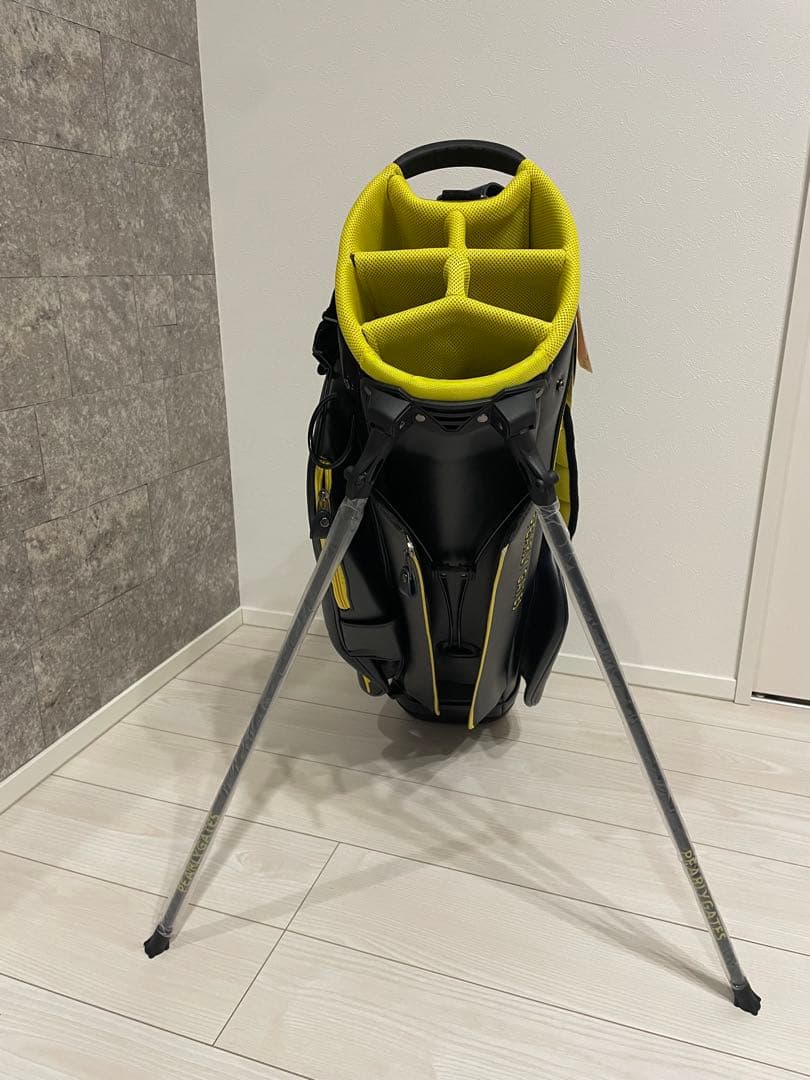 【新品未使用】パーリーゲイツ　スタンドキャディバッグ　ピカチュウ