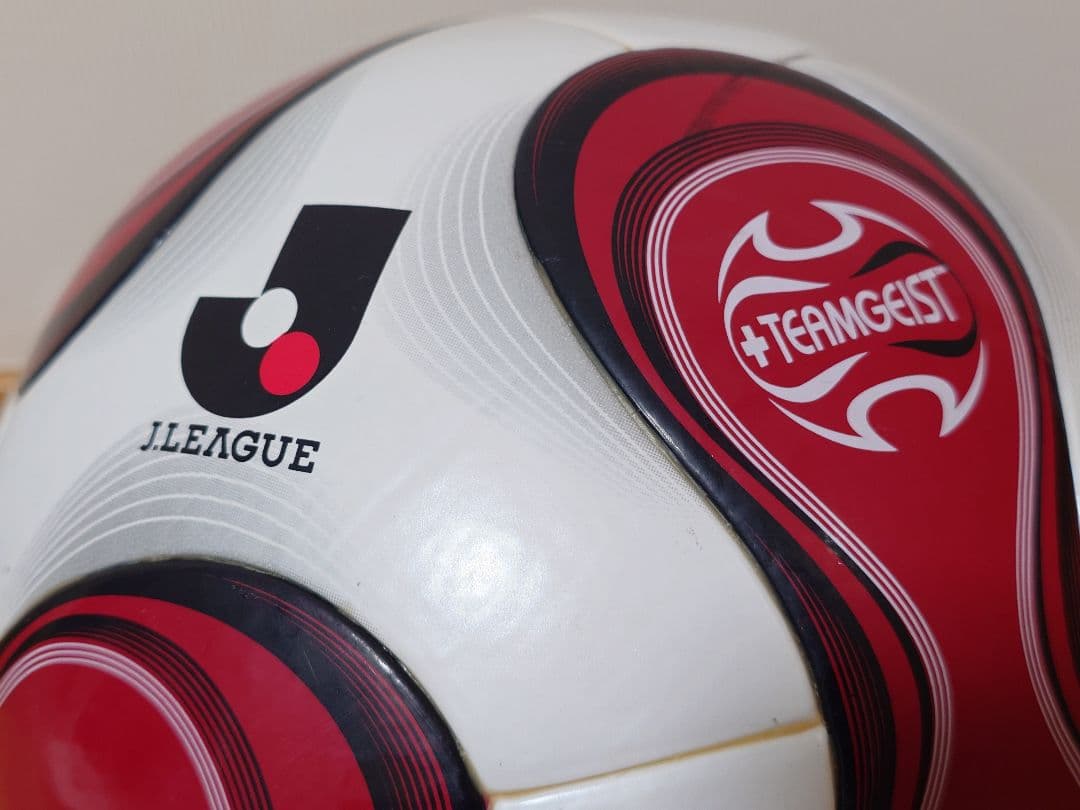 【Jリーグ実使用試合球】ヴィッセル神戸　大久保嘉人サイン入り　チームガイスト