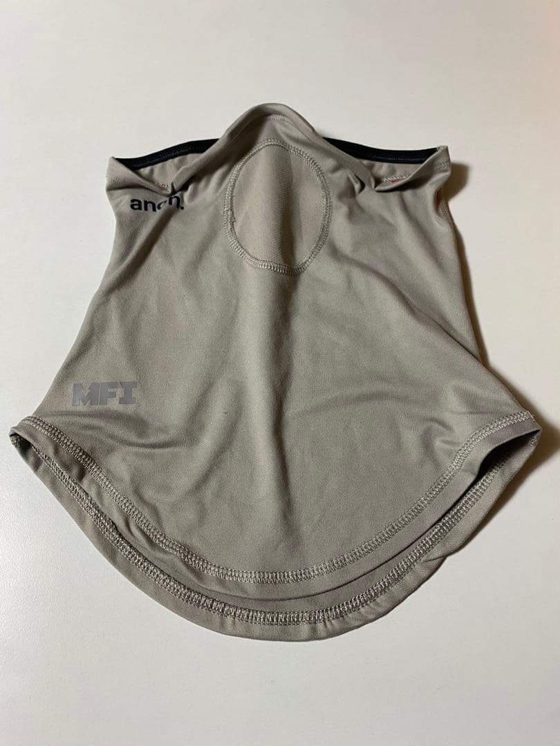 まるで屍の様だ　　anon m4 ゴーグル MFIマスク2枚セット