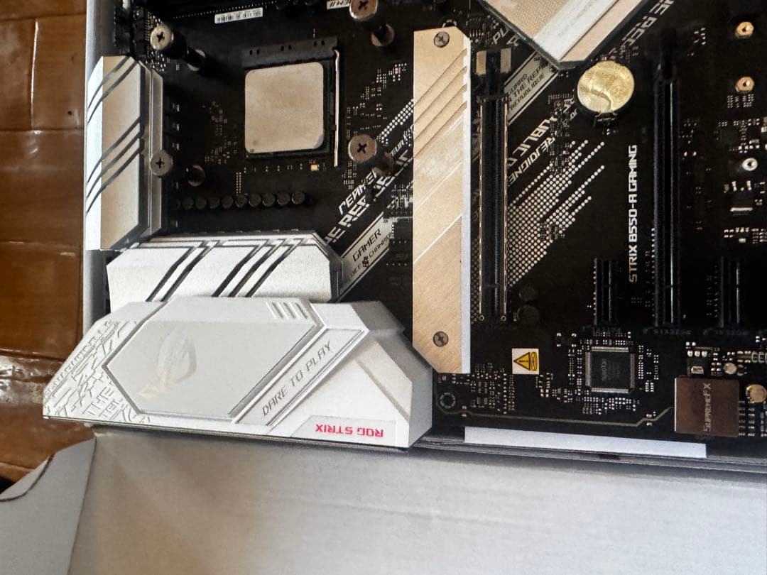 Ryzen 5 5700X3D + B550-A + 32GBメモリ