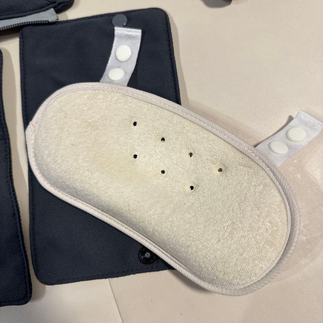 【値下げしました】Aprica ラクリス　抱っこ紐　ダークグレー