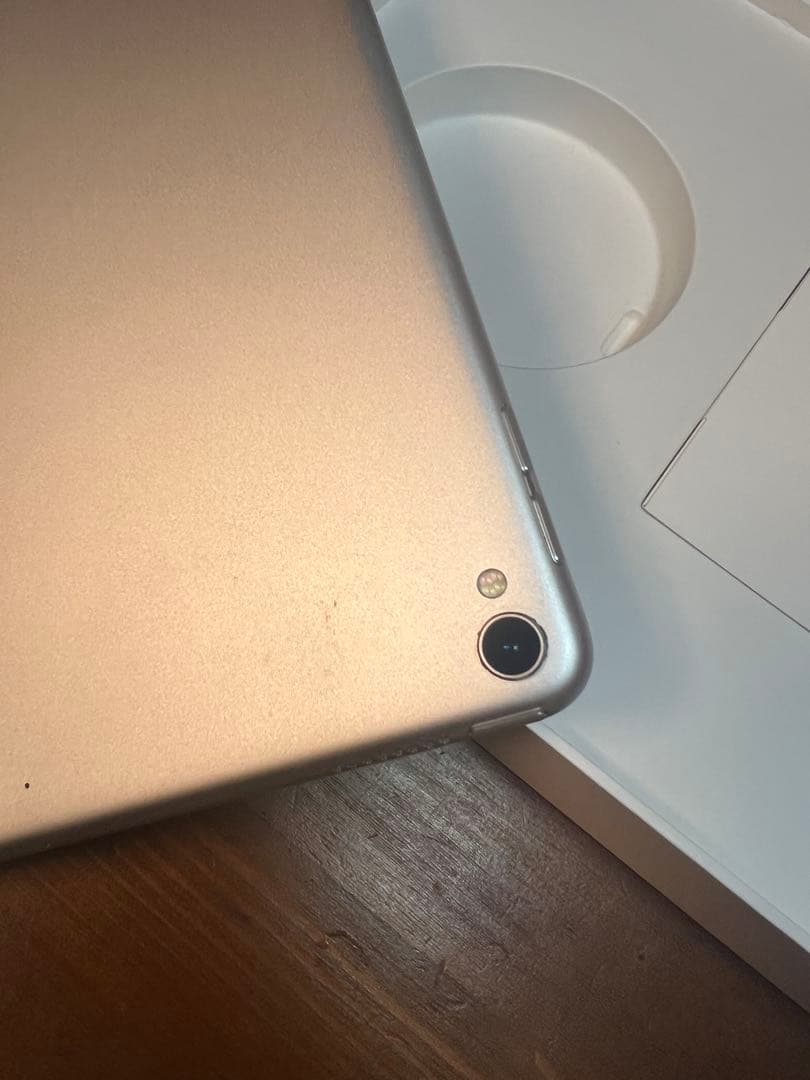 Apple iPad Pro 10.5インチ Wi-Fi 64GBシルバー 箱有