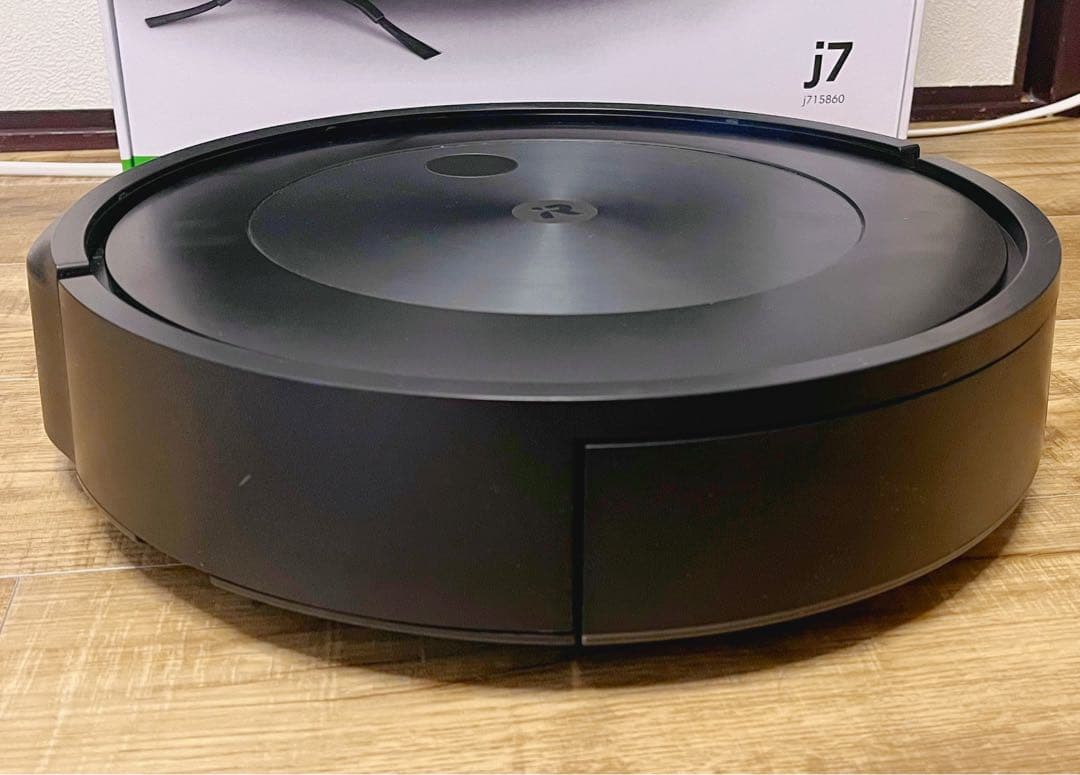 【iRobot】 ルンバ j7 本体