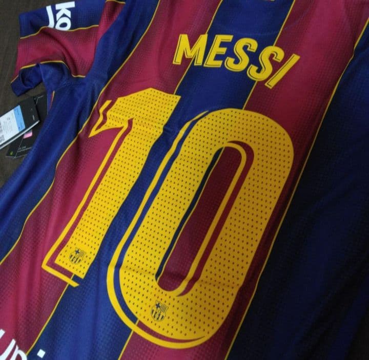 バルセロナ　メッシ　ユニフォーム