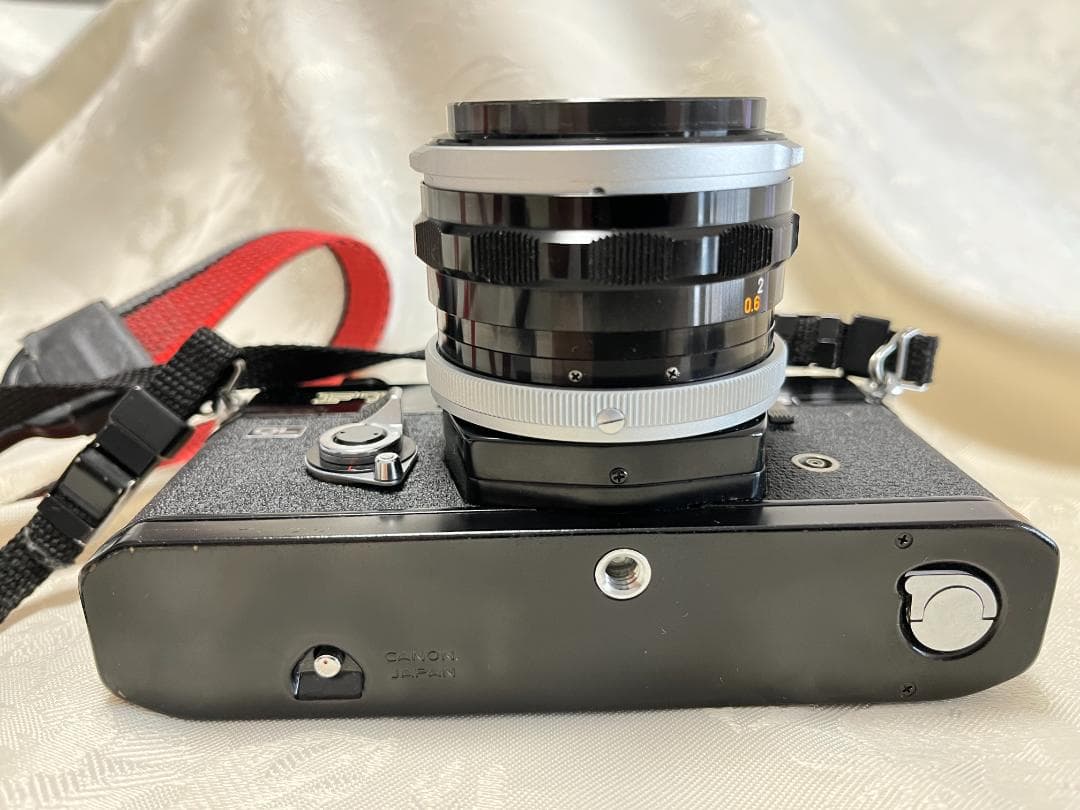 CANON FT　ブラック　 ５０ＭＭと70-210ＭＭズームレンズ付き