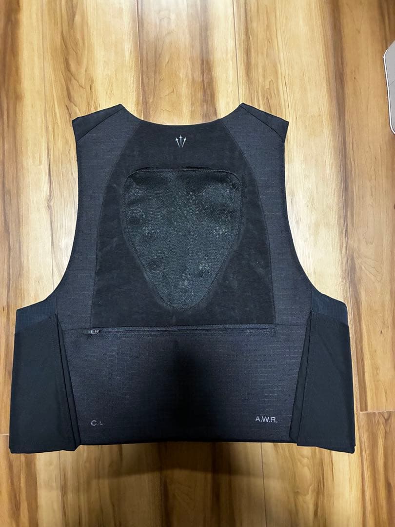 NIKE NOCTA ブラックベスト drake Sサイズ