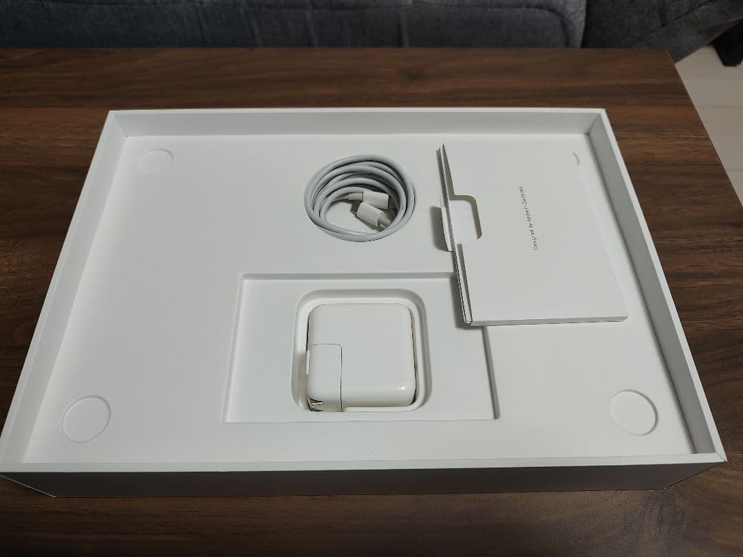 MacBook Air 2020 Corei5 8GB 512GB ゴールド