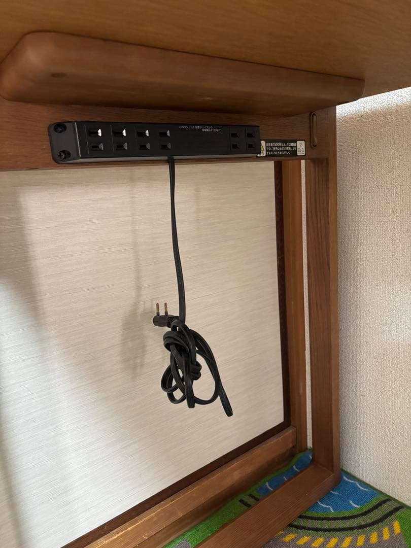 カリモク家具　机120