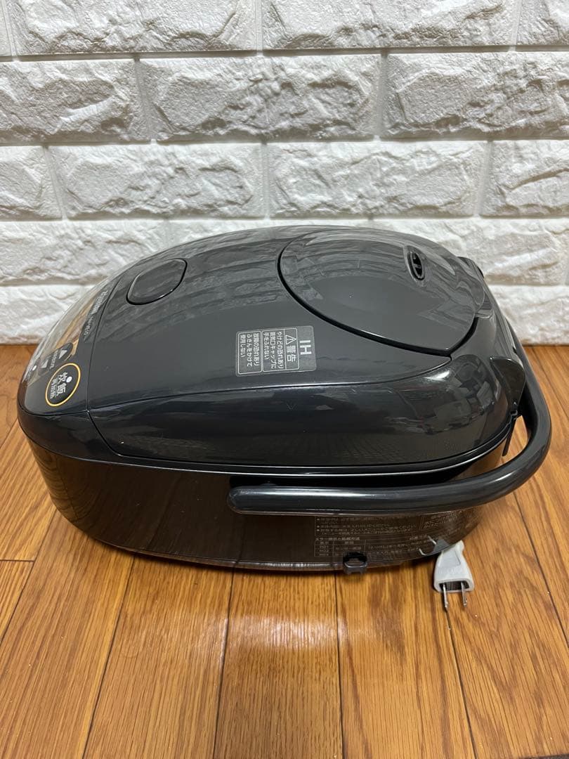 象印 極め炊き IH炊飯ジャーNW-VE10 2024年製