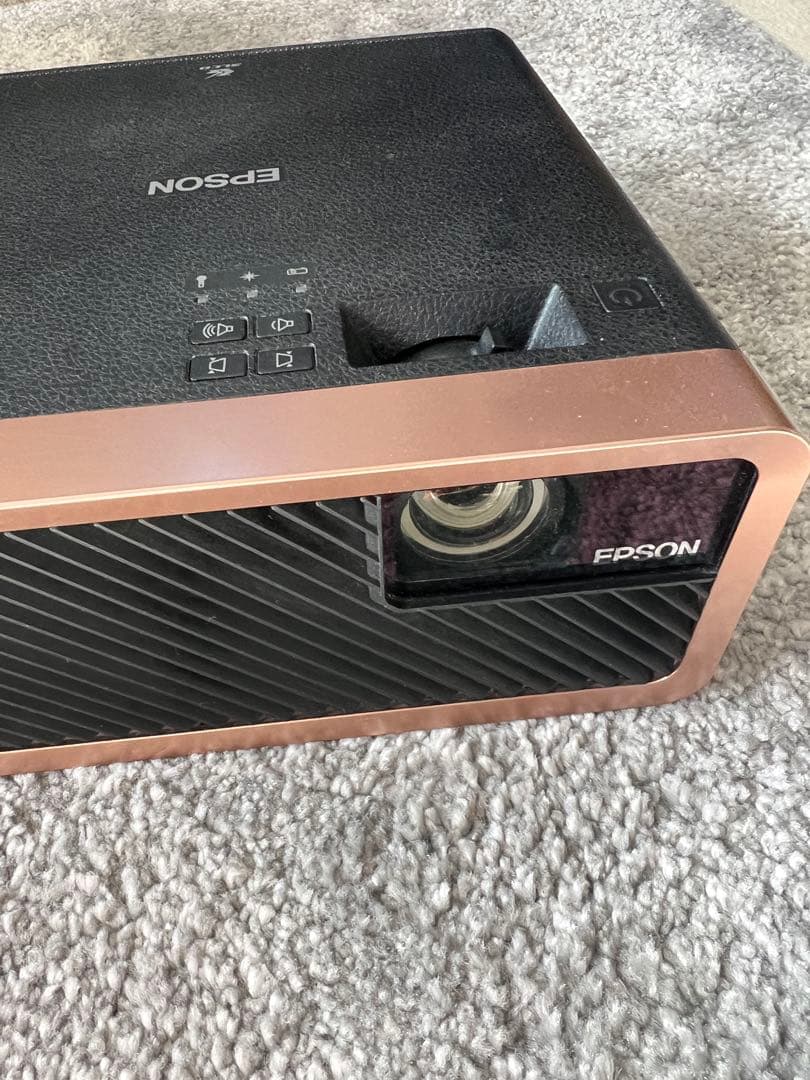 epson ブラック　エプソン　EF-100B プロジェクター　動作確認済み