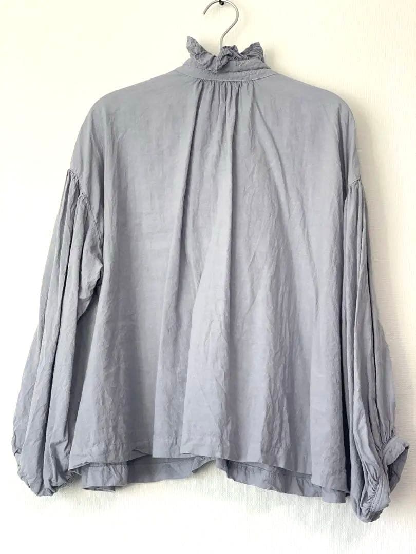 nest Robe ネストローブ　近江晒しライトブルー　ブラウス