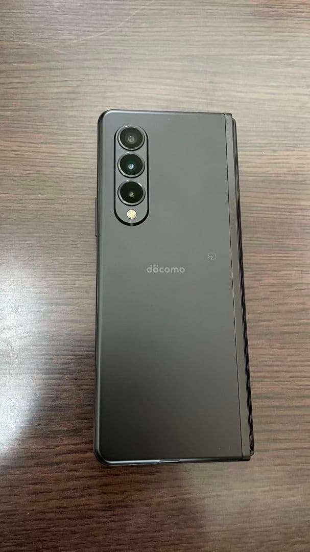 Galaxy Z Fold3 5G docomo 本体【端末保証交換品】