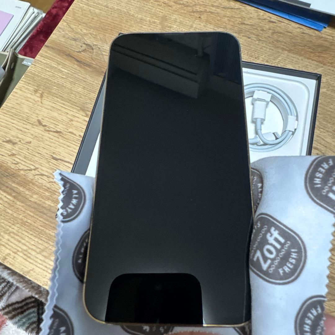 週末限定　Apple iPhone 13 Pro ゴールド 本体128GB