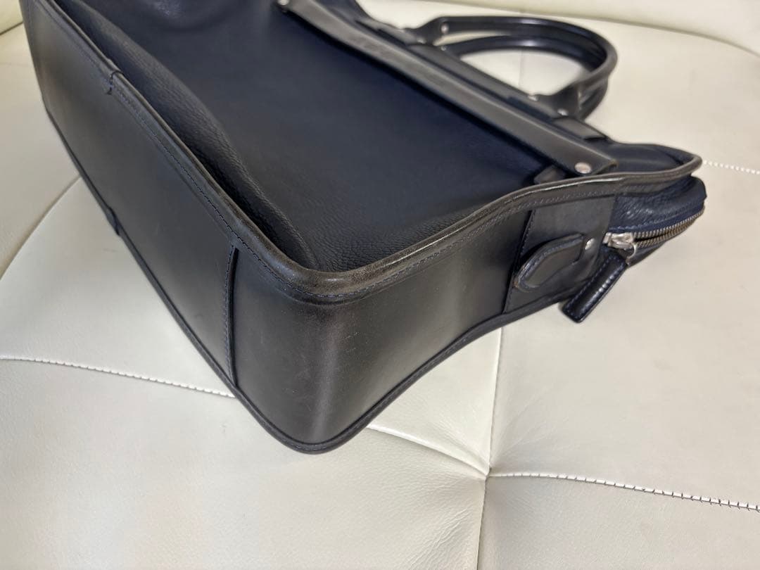 【美品】Felisi8637/2 シュリンクレザー ブリーフケース イタリア製