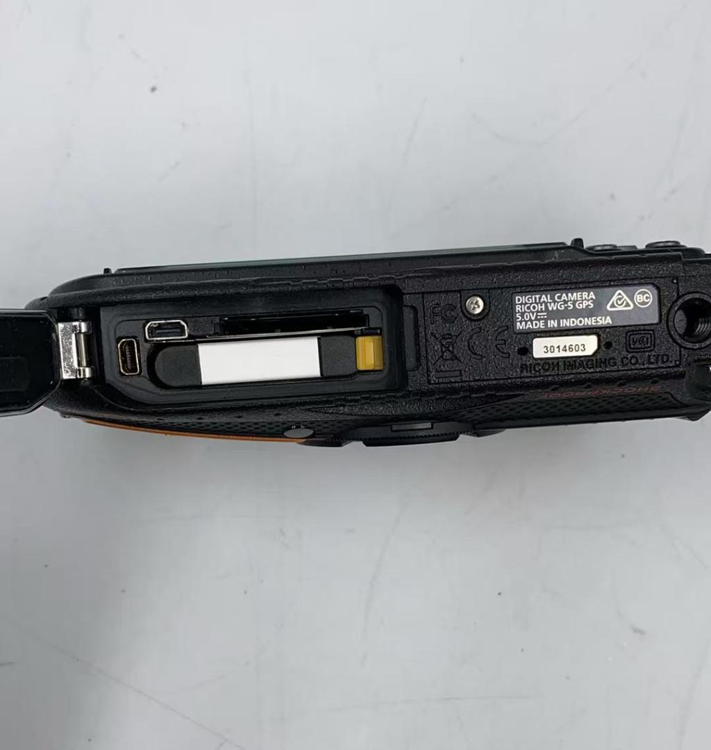 美品‼　リコー　RICOH 防水デジタルカメラ WG-5 GPS