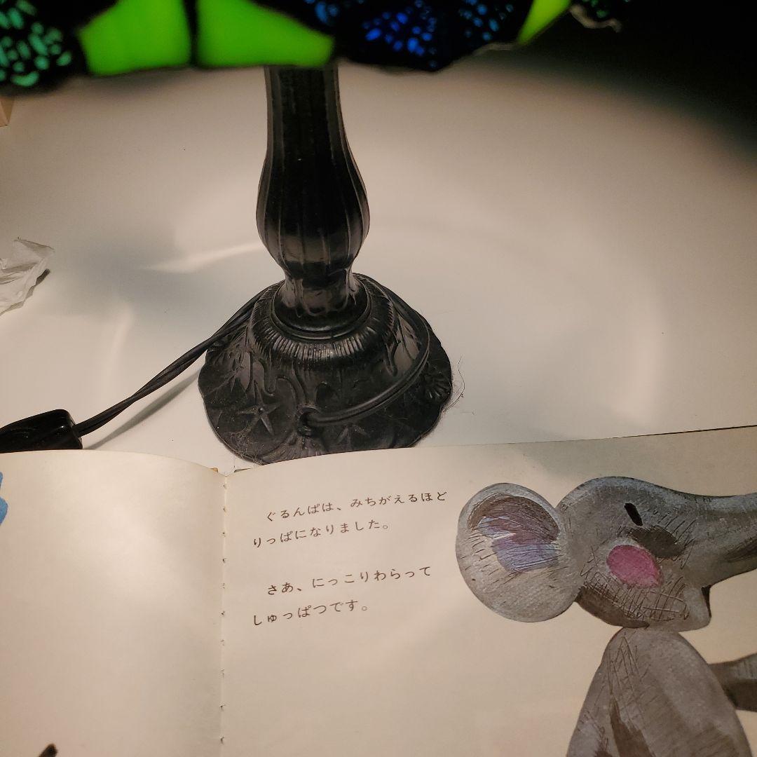 アンティークステンドグラステーブルランプお値下げしました。