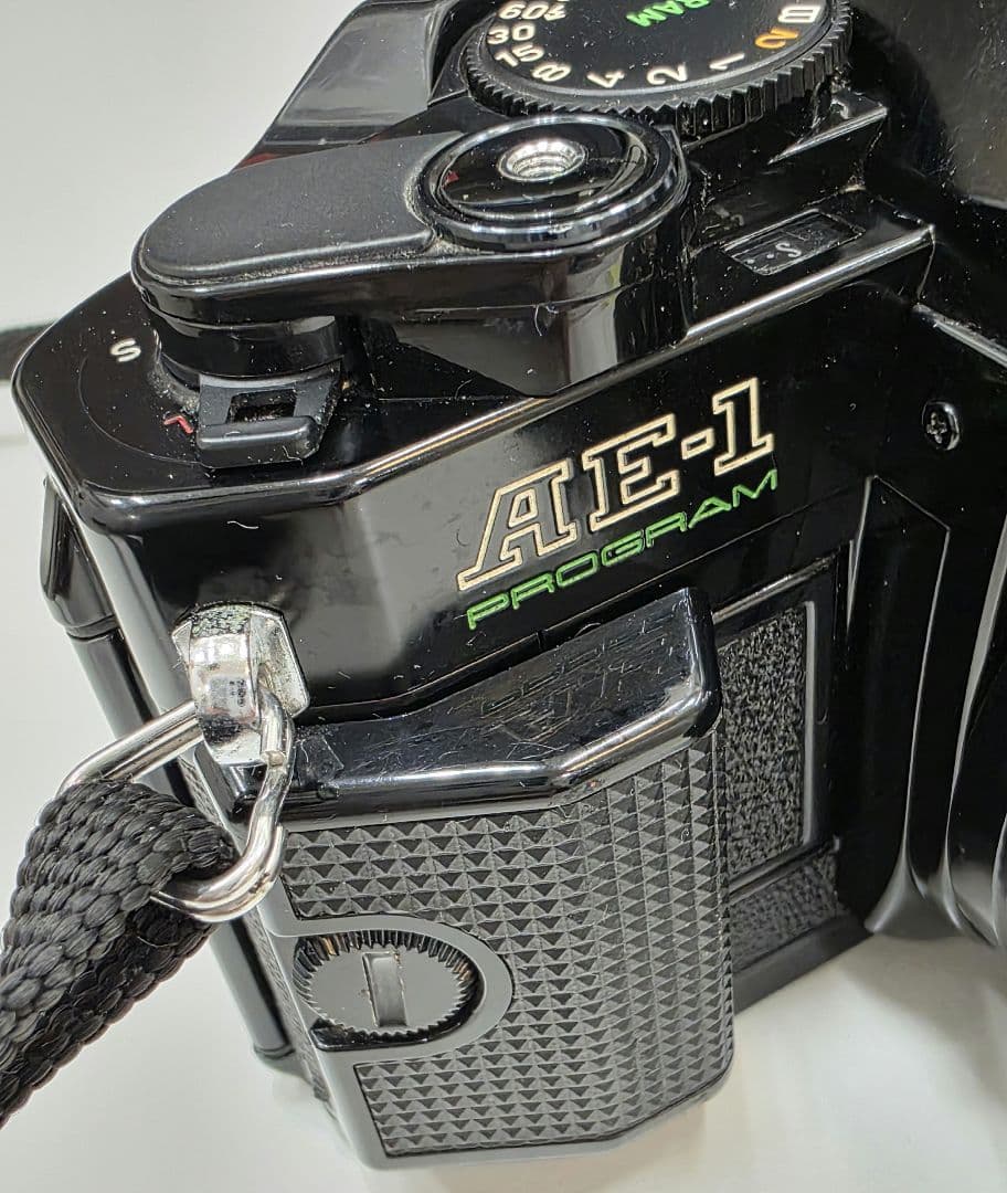 Canon AE-1 Program 35ミリカメラ 50mm 1:1.8レンズ