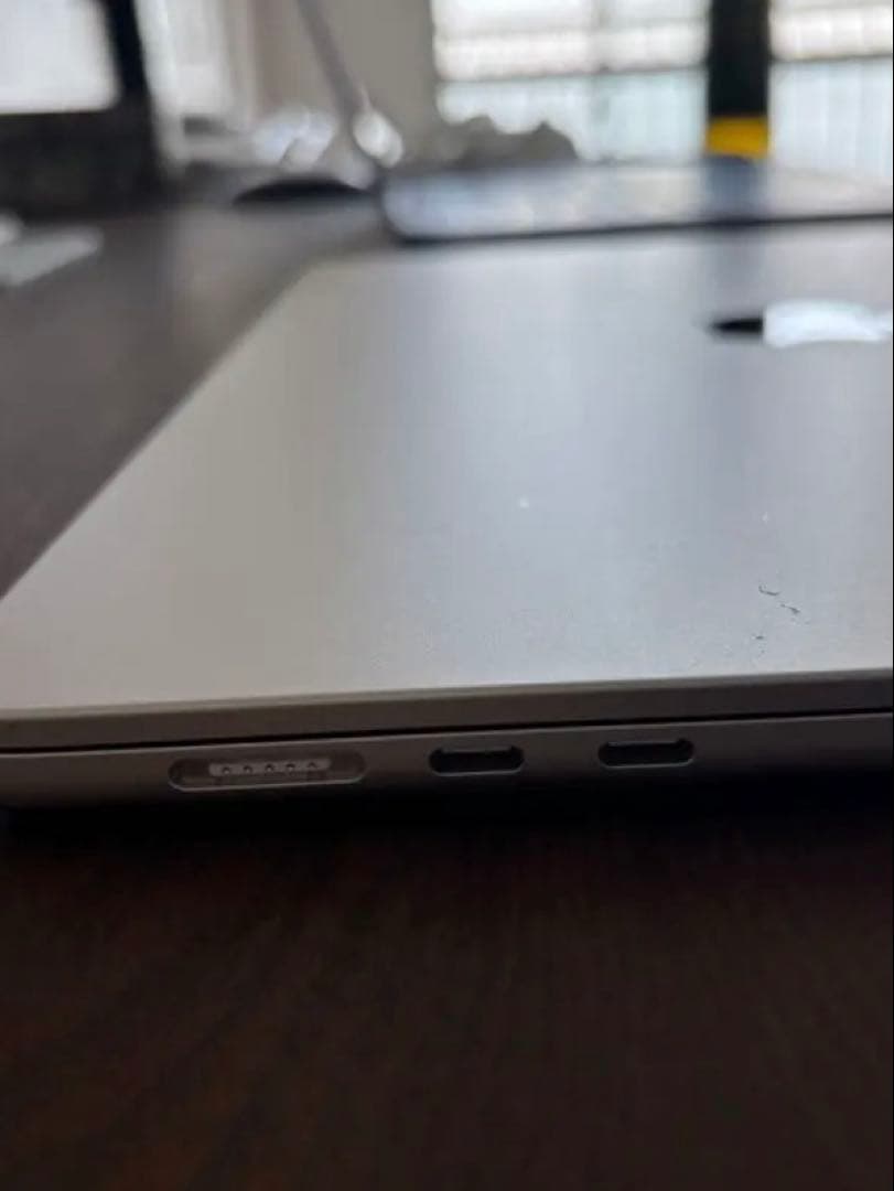 美品【Apple Mac Book Air 15inch M2 2023モデル】