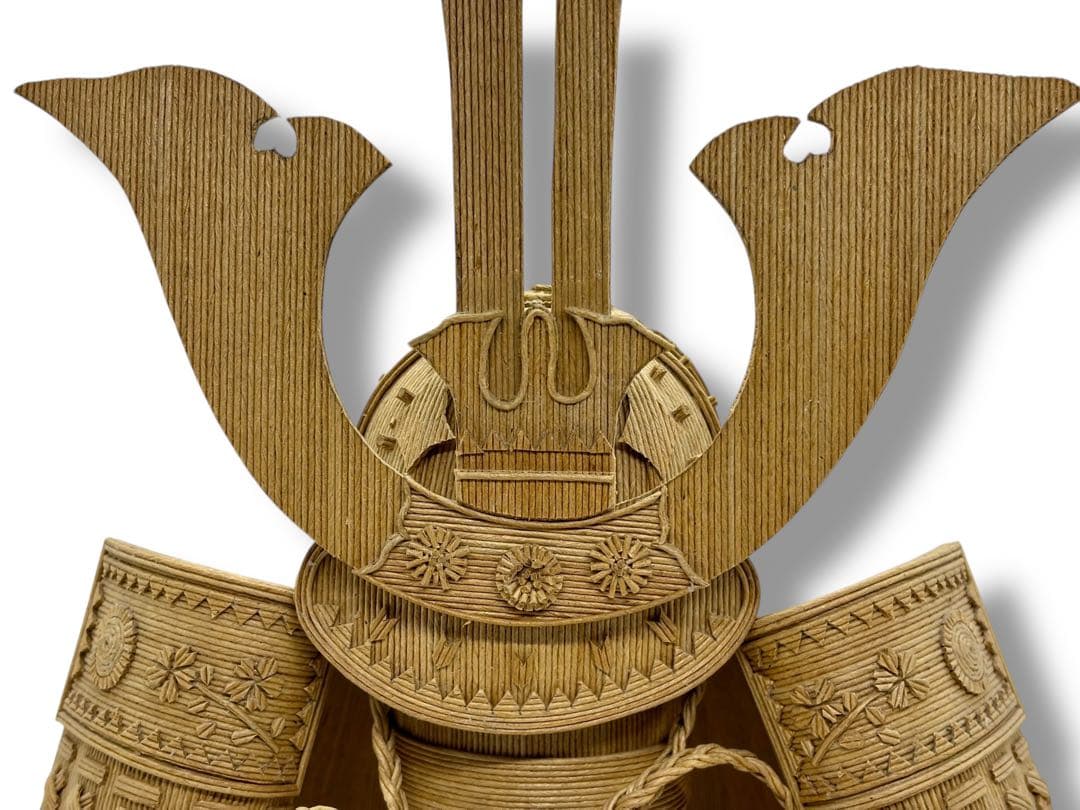 #紙製 クラフト兜飾り 手作り紙兜飾り 台付き