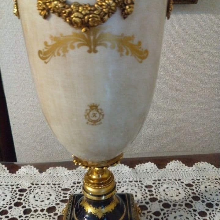 ✴激安！希少フランス製！飾り壺(ポプリ壺)新品未使用！