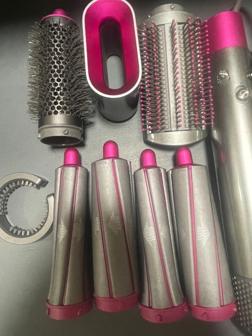 Dyson Airwrap スタイラー Volume+Shape HS01