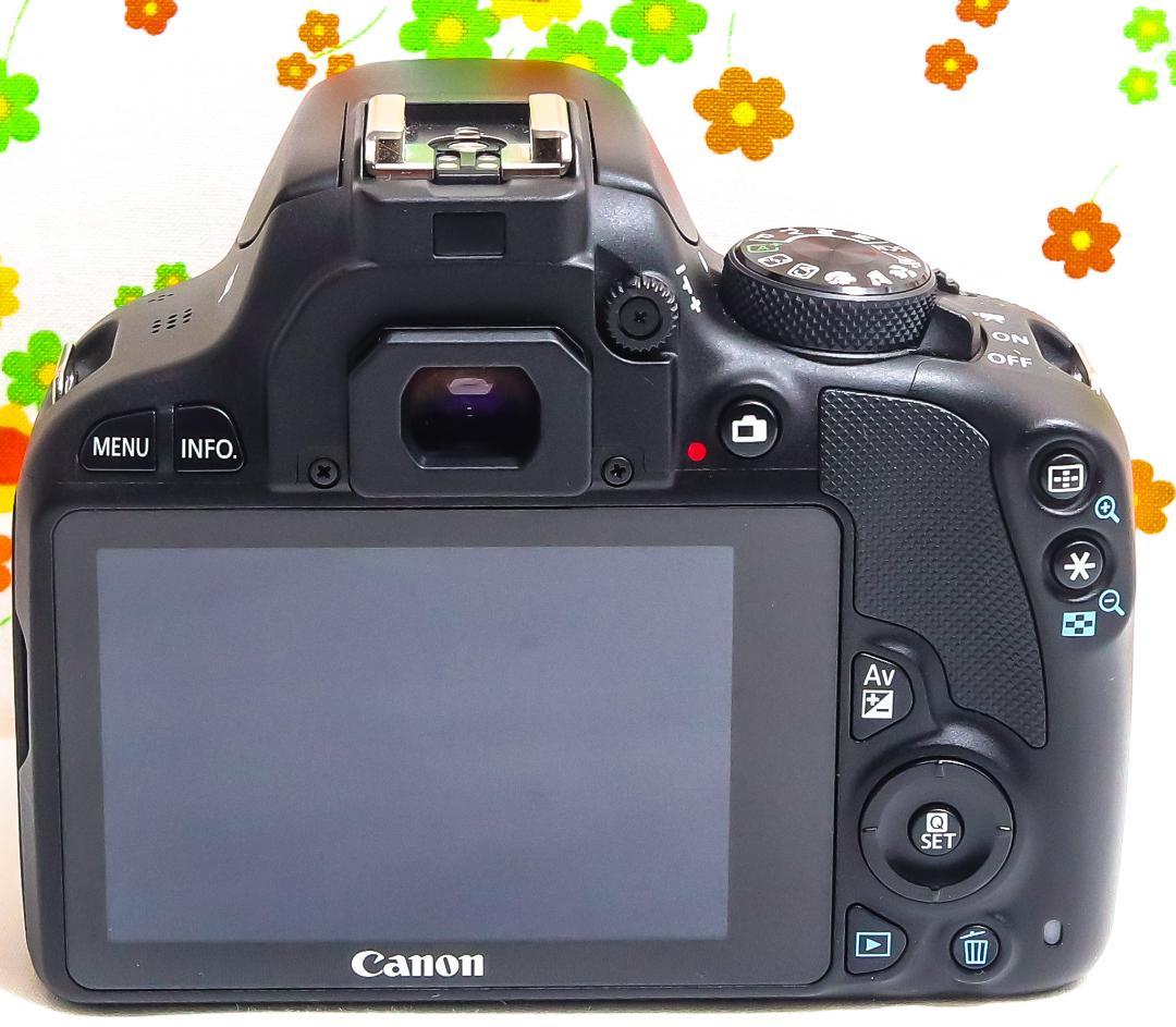 Canon kiss x7☆スマホ転送♪☆超小型・軽量☆超望遠ダブルレンズ付き