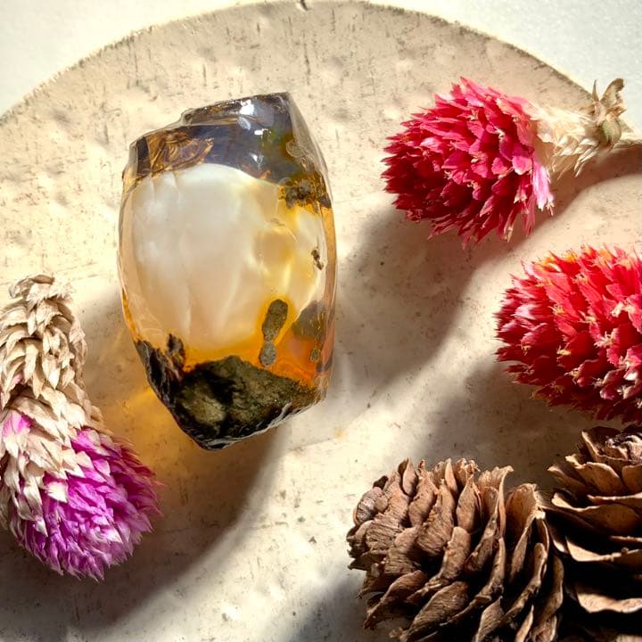 巨大エッグインオパール176.5ct/鉱物標本