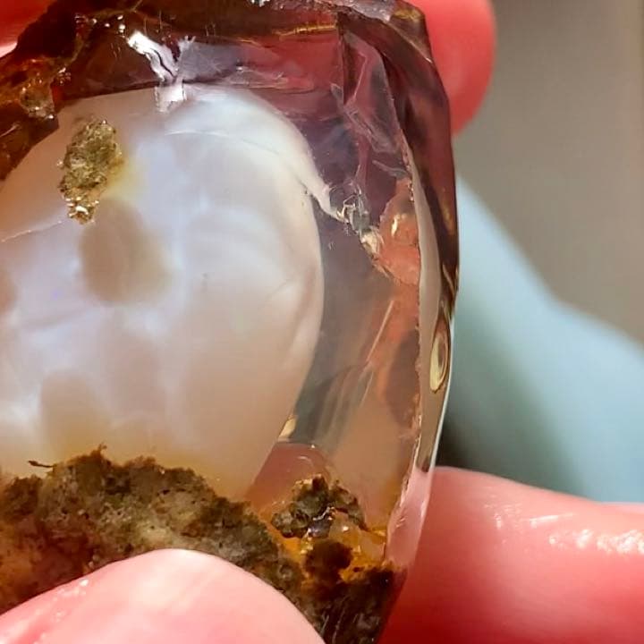 巨大エッグインオパール176.5ct/鉱物標本