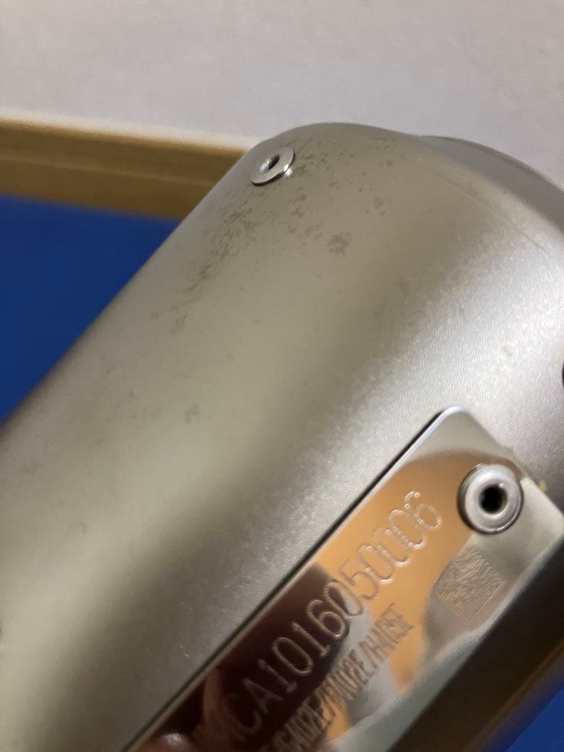 アクラポビッチ　スリップオンマフラー　サイレンサー　YZF-R25 等　汎用性有