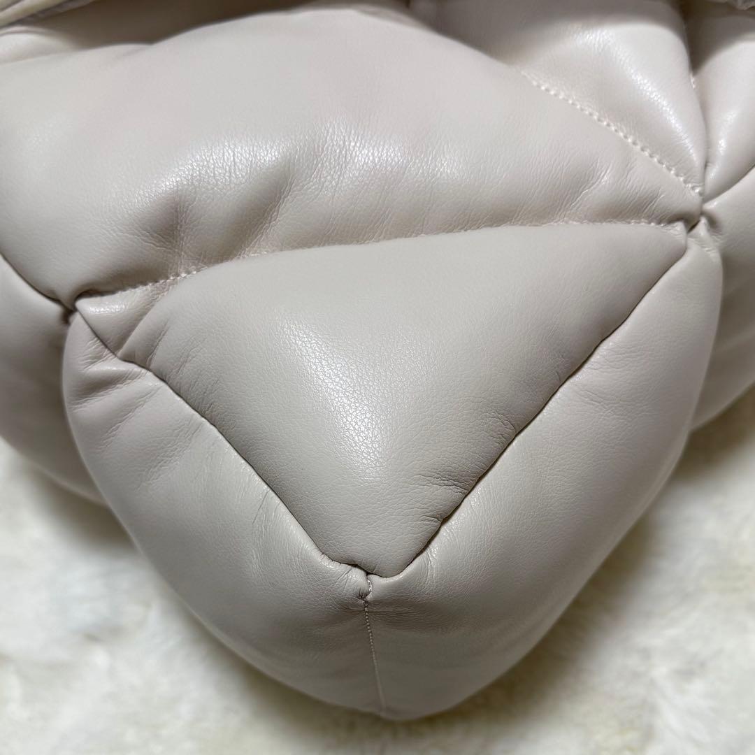 Glam Lips SMALL QUILTING レザー　ハンドバッグ　ホワイト